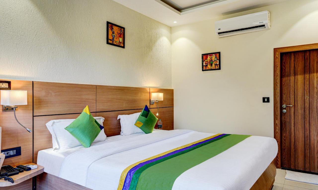 Hotel Sun Grand Dehradún Kültér fotó