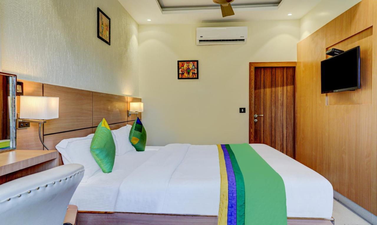 Hotel Sun Grand Dehradún Kültér fotó